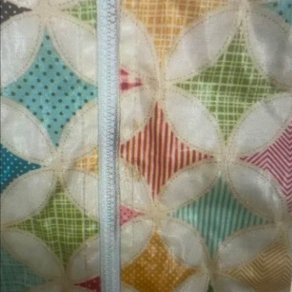 Colorful Geometric Patterned Hooded Jacket - Picture 3 of 3